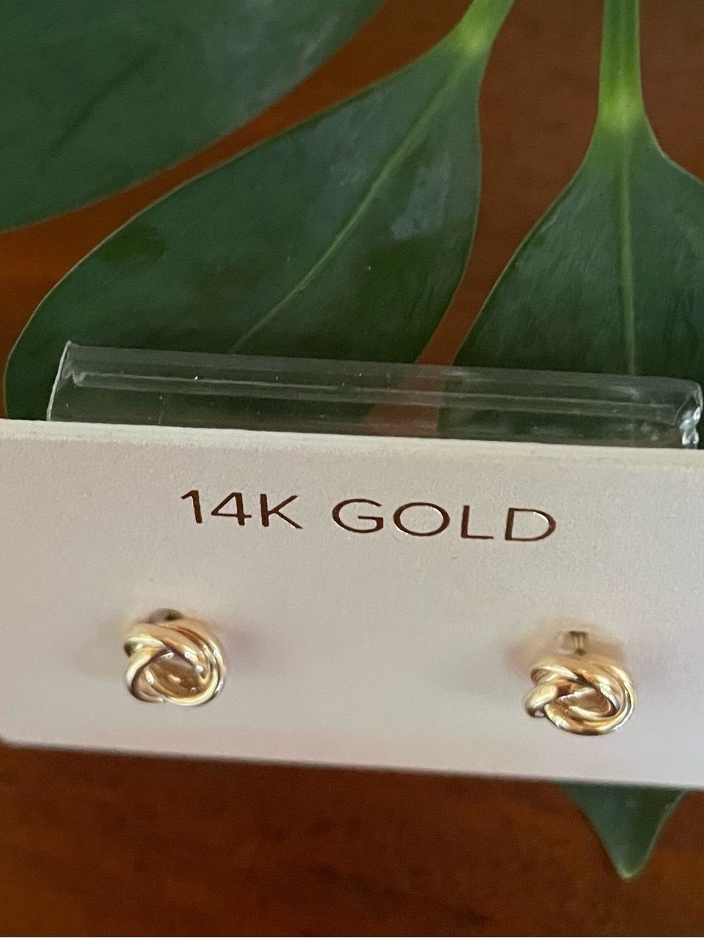 14K Gold Knot Stud Earrings - Elegant